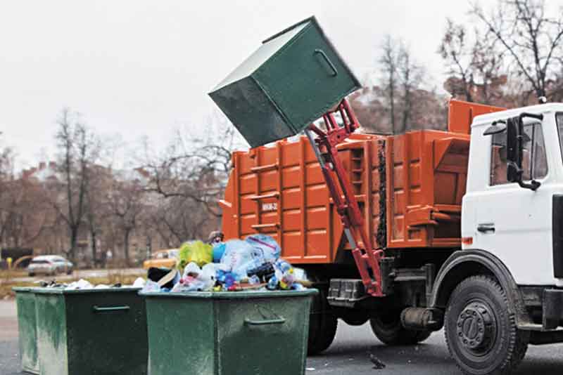 Тарифы на вывоз мусора в Оренбуржье снизили