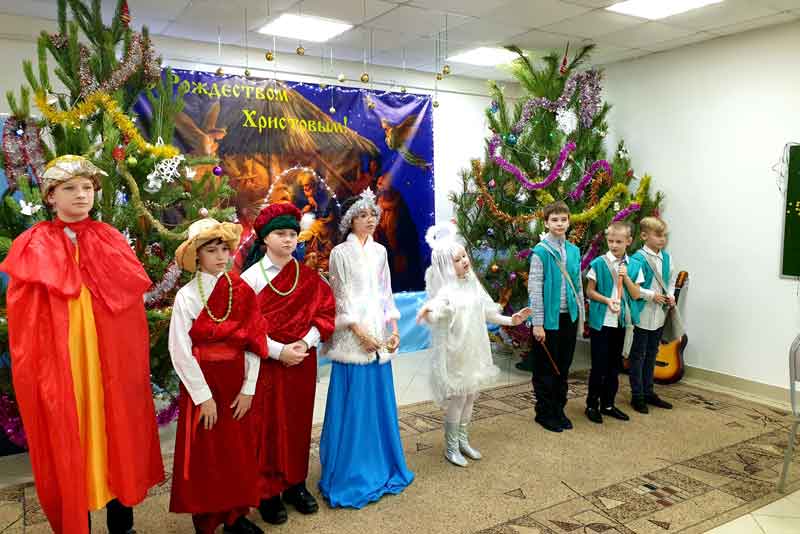 Рождественский концерт в воскресной школе (фото)