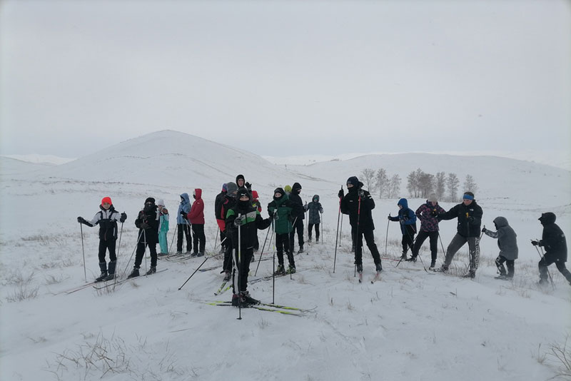 Новотроицкие туристы вышли на лыжный маршрут