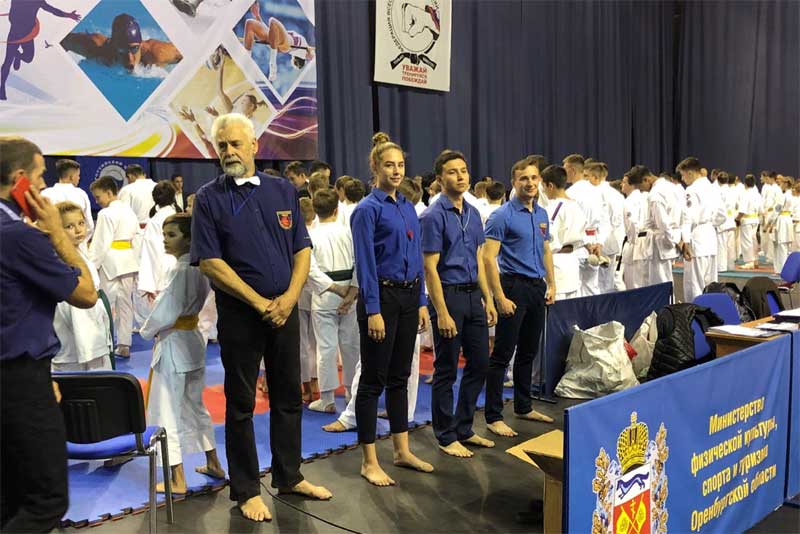 10 медалей завоевали юные бойцы киокусинкай