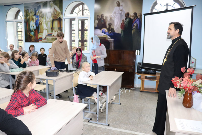 В детской воскресной школе возобновились занятия