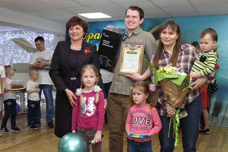 Семья Канишевых представит Новотроицк в Оренбурге (фото)