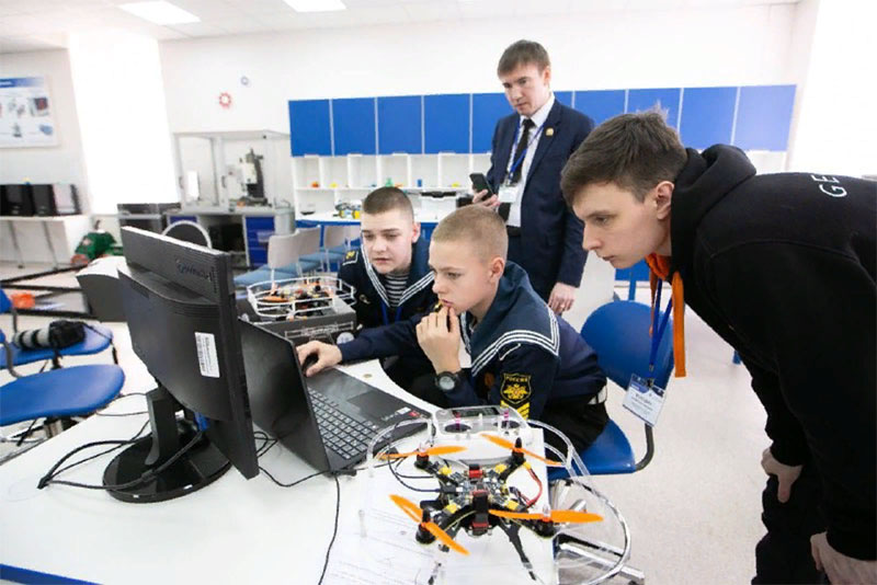 Новотроицкие школьники научатся конструировать и управлять беспилотными летательными аппаратами