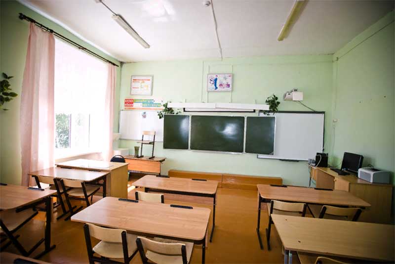 Оренбургские учителя получат миллион рублей при переезде в село