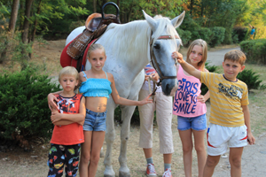 Поездка в Крым – награда успешным и талантливым