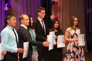 Отличники и спортсмены пополнили ряды студентов