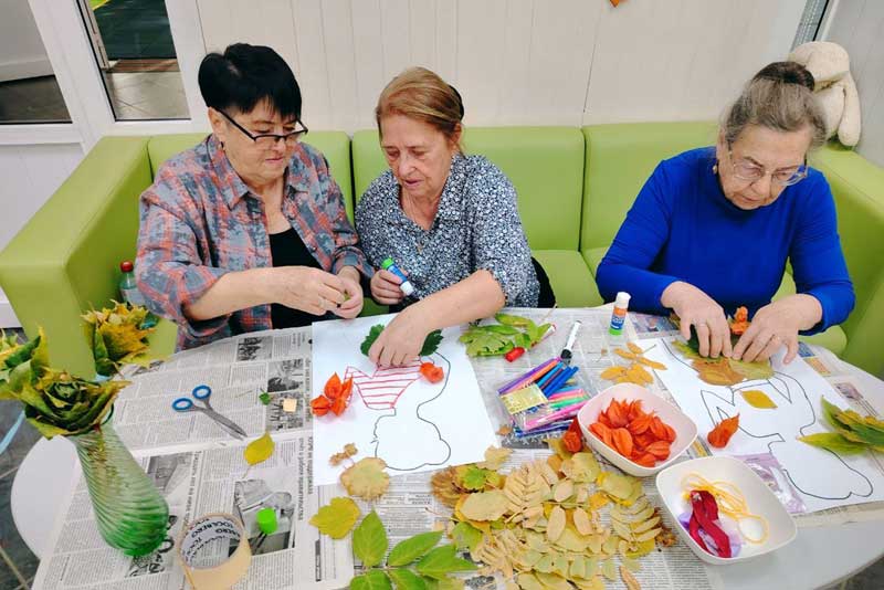 Новотроицких ветеранов приобщают к активной жизни на пенсии