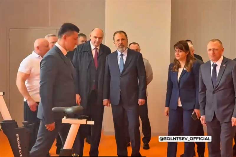 В Оренбуржье с рабочим визитом находится полномочный представитель Президента РФ в ПФО Игорь Комаров