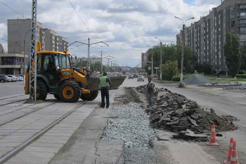 Ремонт дорог в самом разгаре