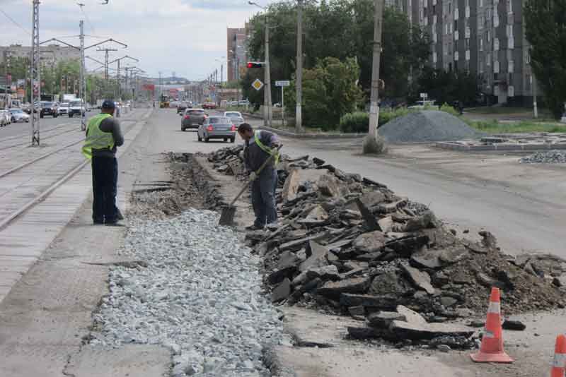 Ремонт дорог в самом разгаре