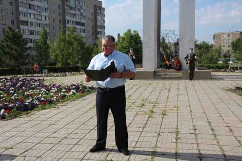 Новотроицк отмечает день Воздушно-десантных войск (фото)