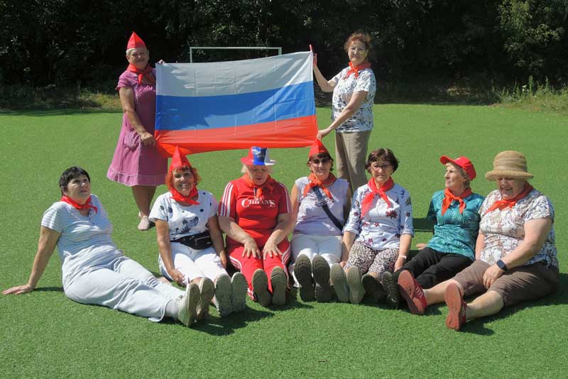 Новотроицкие ветераны подружились с «Чайкой»