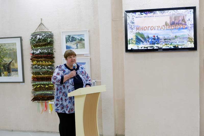 «Многогранность» творчества самобытной художницы представлена в музее Новотроицка 0+