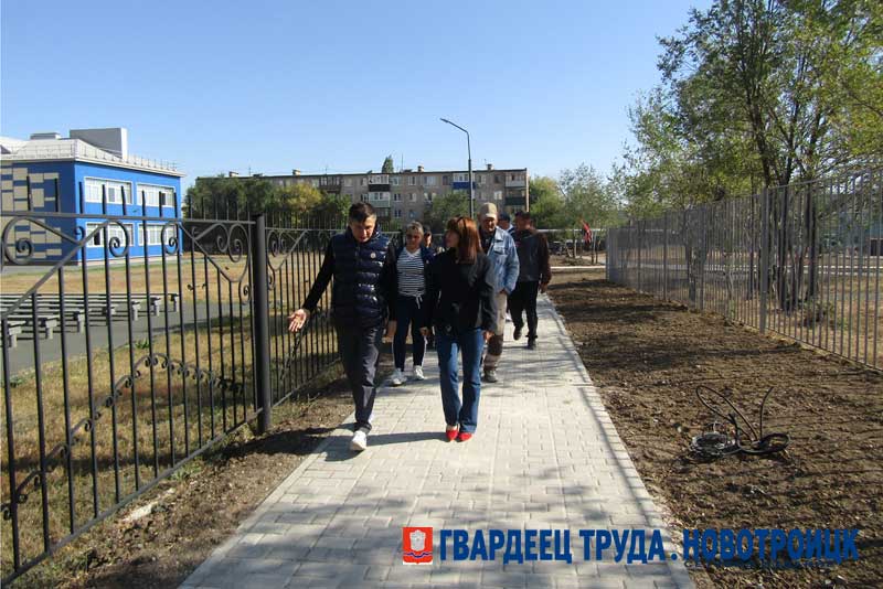 В Новотроицке близится к завершению благоустройство двух общественных территорий