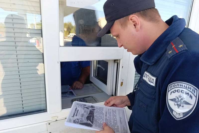 Сотрудники Госавтоинспекции призывают не оставаться равнодушными к пьянству за рулем
