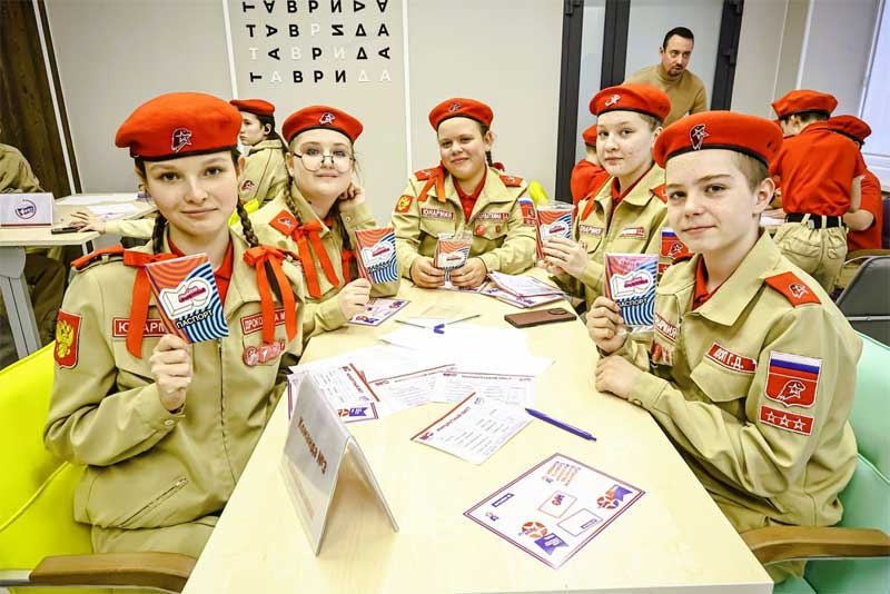 Финалисты региональной кадровой программы «Герои Оренбуржья» стали участниками  открытия месячника патриотической и спортивной работы