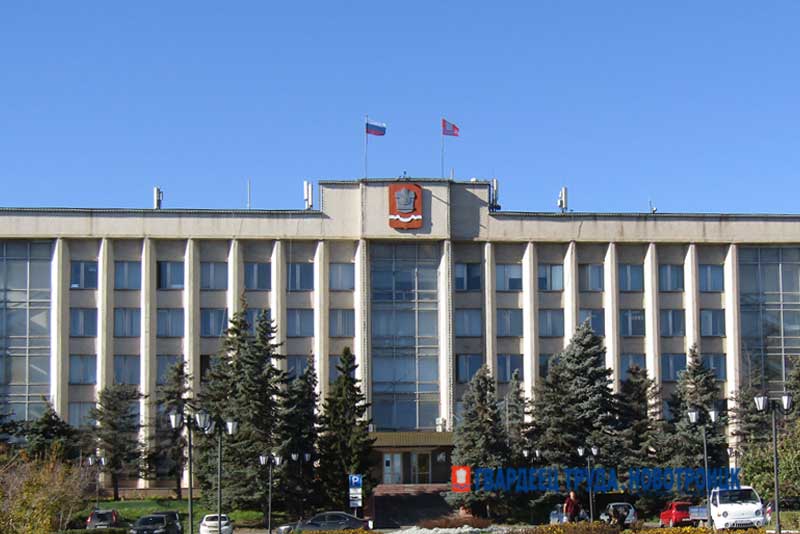 Работникам администрации Новотроицка придется обходиться без лифта