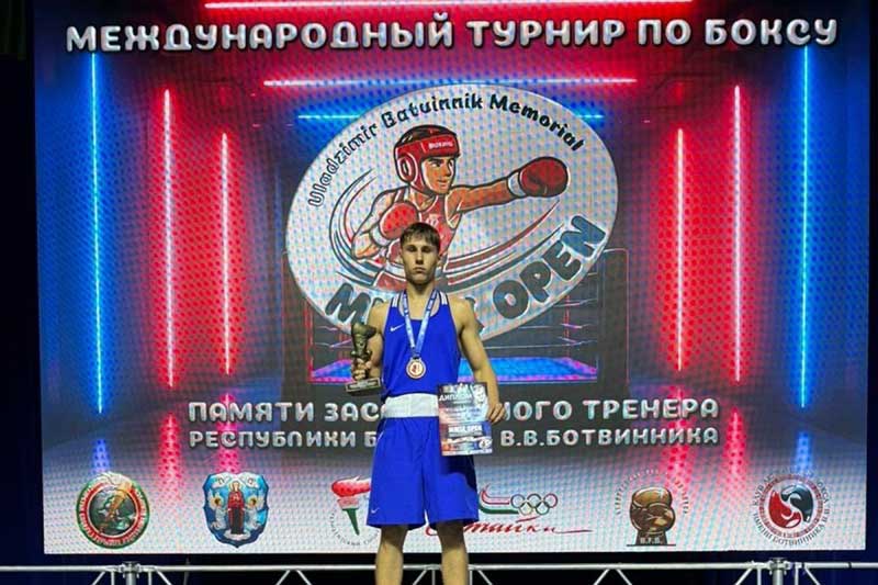 Новотройчанин Матвей Саймагаметов успешно выступил в составе сборной России на международном турнире по боксу