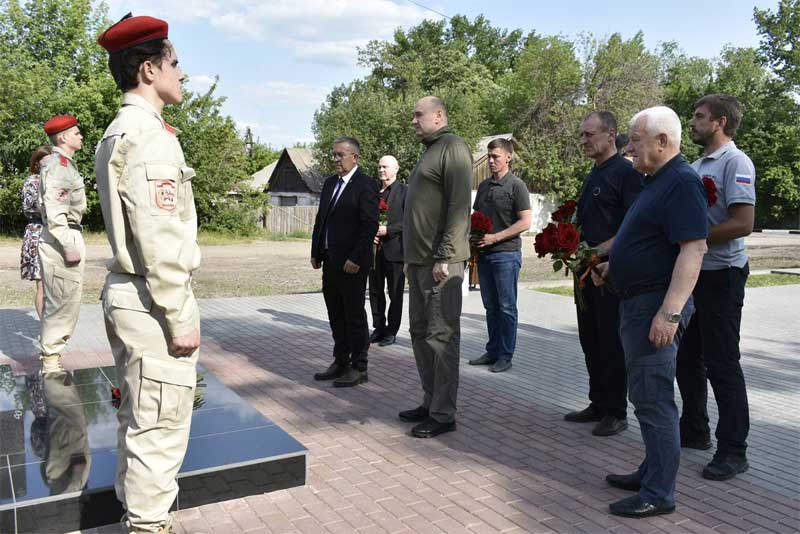 Евгений Солнцев оценил ход восстановительных работ в подшефном Перевальске