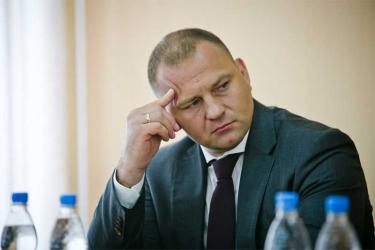 Депутаты горсовета  Оренбурга уволили Сергея Салмина с должности главы областного центра