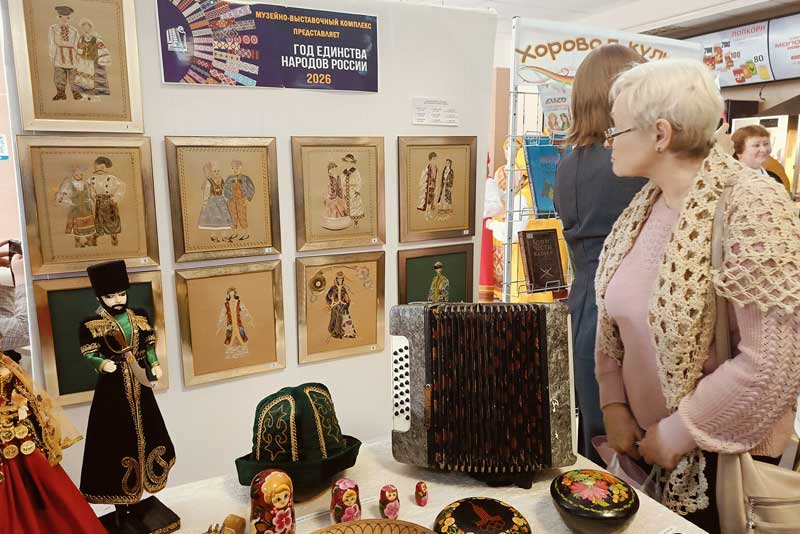 Уникальные музейные экспонаты Новотроицкого музея рассказали о культуре, ремеслах и традициях народов (6+)