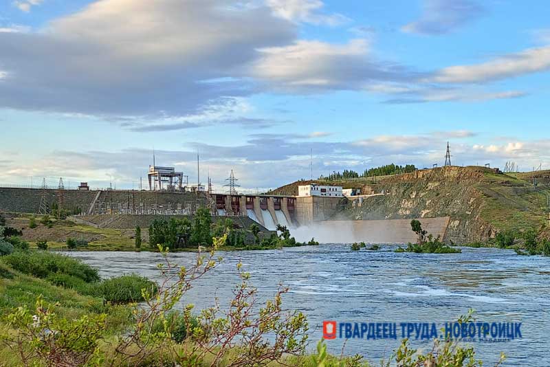 Четвертого апреля сброс с Ириклинского водохранилища составляет 15 кубических метров в секунду, а приток сократился до  170 кубометров