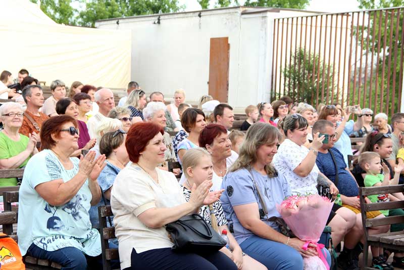 В Новотроицке вновь стартовал проект «Лето в парке»