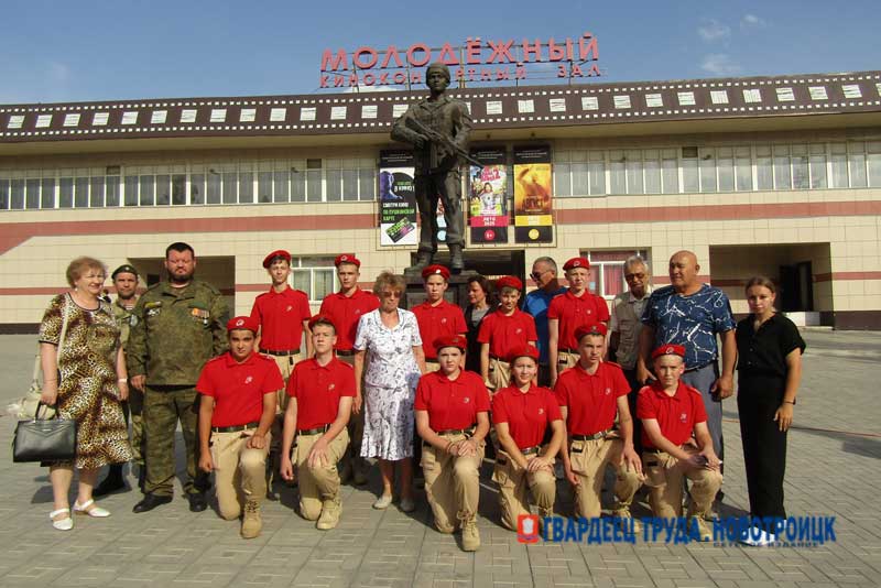 В Новотроицке открыли избирательный участок № 874 имени земляка, Героя России Константина Ситкина