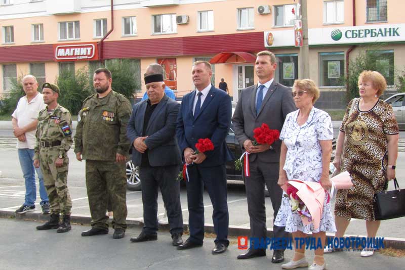 В Новотроицке открыли избирательный участок № 874 имени земляка, Героя России Константина Ситкина