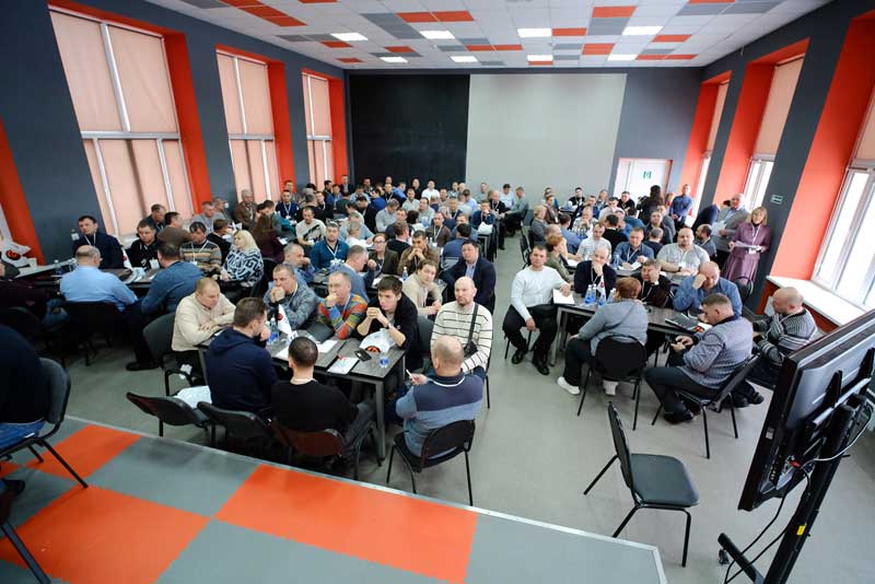 На Уральской Стали стартовал уникальный обучающий проект