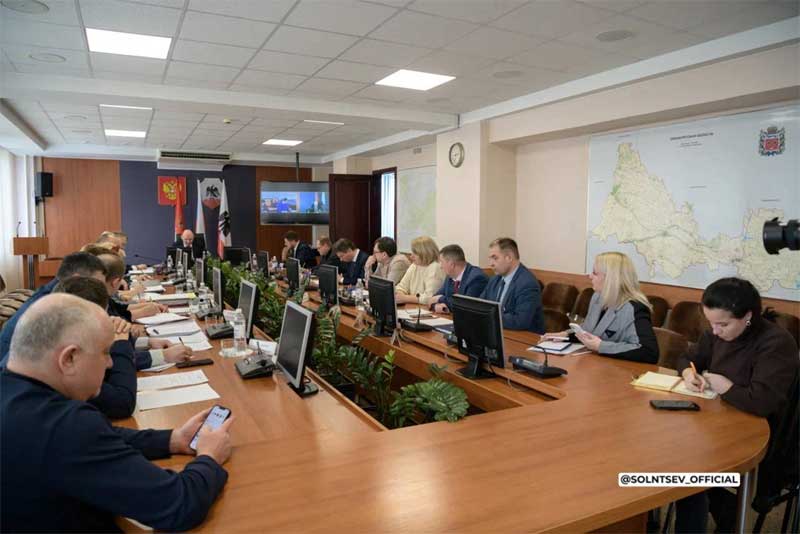 Евгений Солнцев определил приоритетные пути развития восьмого по площади города России – Орска