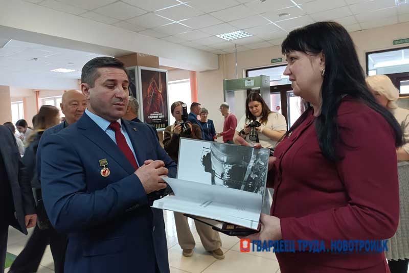 В Новотроицке представили премьеру документального фильма «Защитники Отечества»