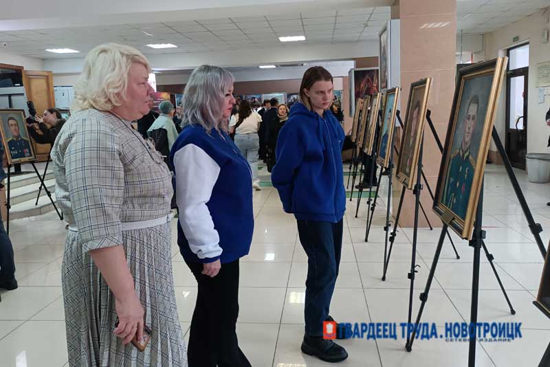 В Новотроицке представили премьеру документального фильма «Защитники Отечества»