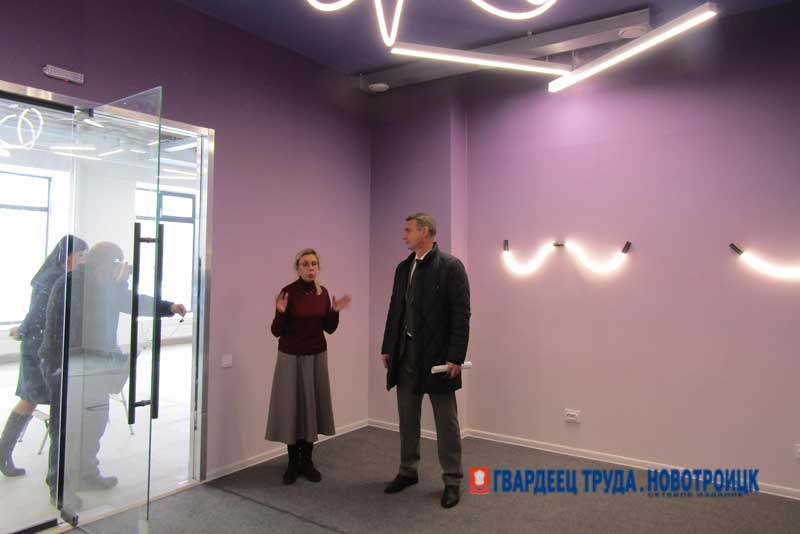 В  Новотроицке стартовал второй этап работ по модернизации Центральной детской библиотеки