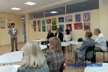 В Новотроицке выявлено около 30 нарушений законодательства при размещении наружной рекламы