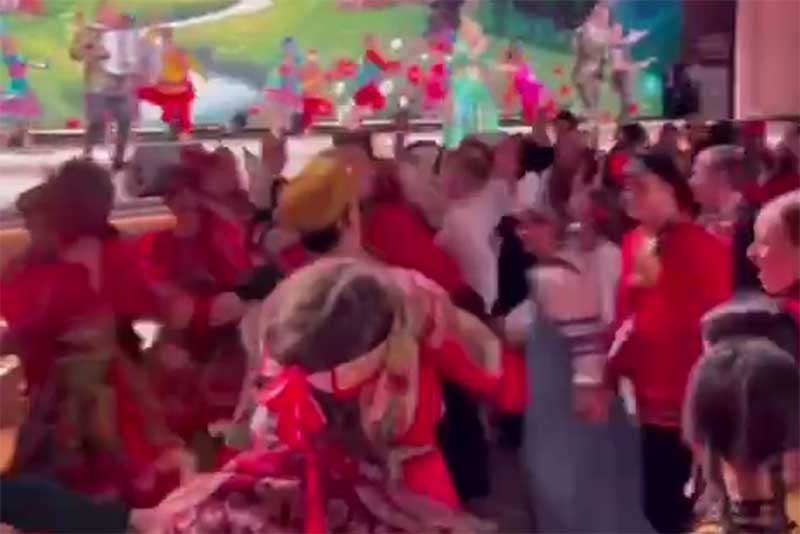 Оренбуржцы участвовали в церемонии открытия Года единства народов России в Москве