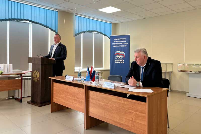 Олег Димов с рабочим визитом посетил Сакмарский район