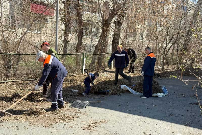 Активисты Центра адаптивного спорта Новотроицка  в числе  первых  вышли на городской субботник   
