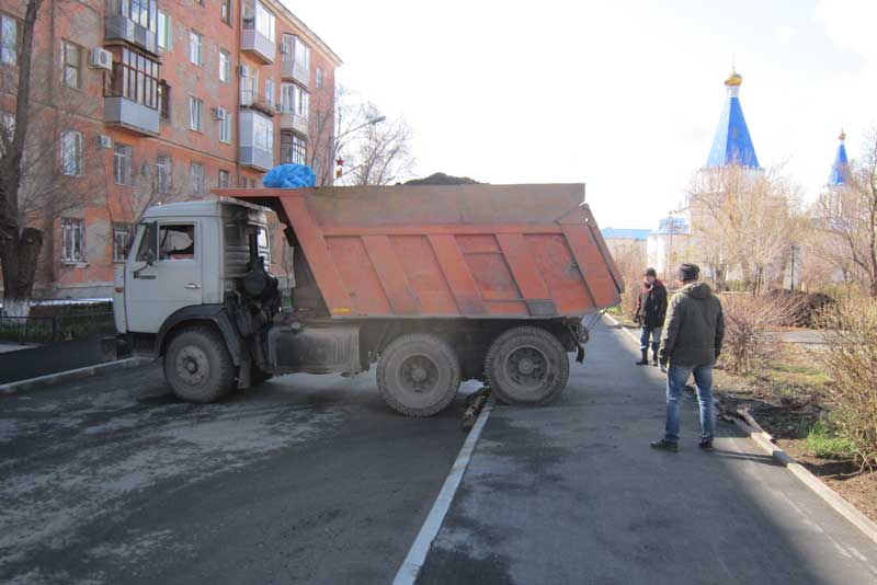 До праздника подрядчики устранят все строительные огрехи у монумента «Вечно живым»