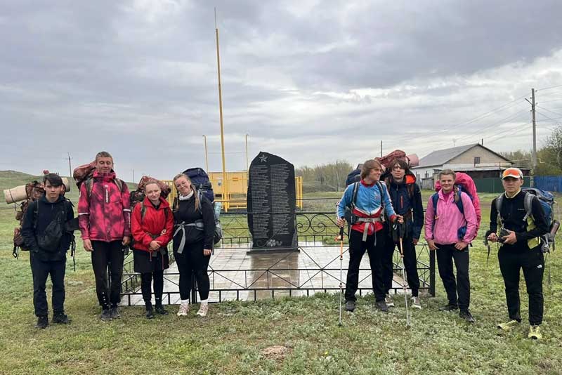 Поход, бросивший вызов бездорожью. 300 километров в честь Дня Великой Победы