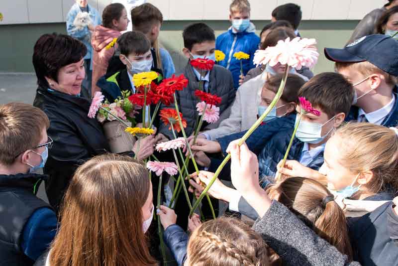 Ключи от автомобиля – в награду за учительский труд