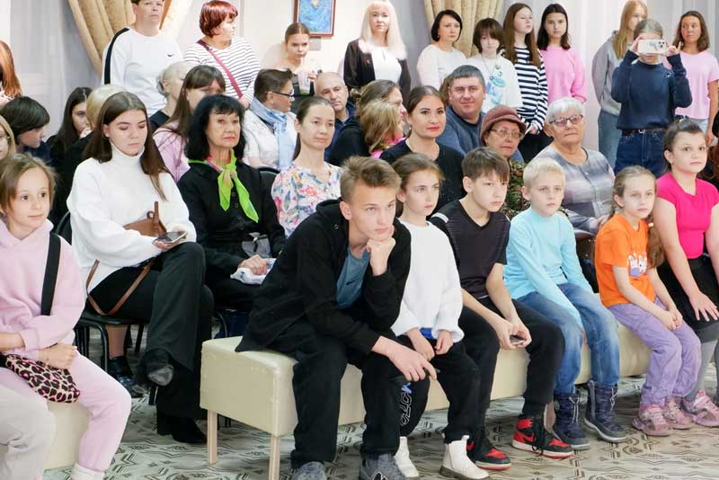 Сотрудники Новотроицкого музейно-выставочного комплекса присоединились к Всероссийской акции «Ночь искусств»