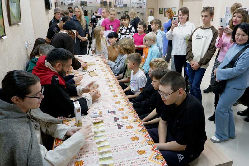 Сотрудники Новотроицкого музейно-выставочного комплекса присоединились к Всероссийской акции «Ночь искусств»