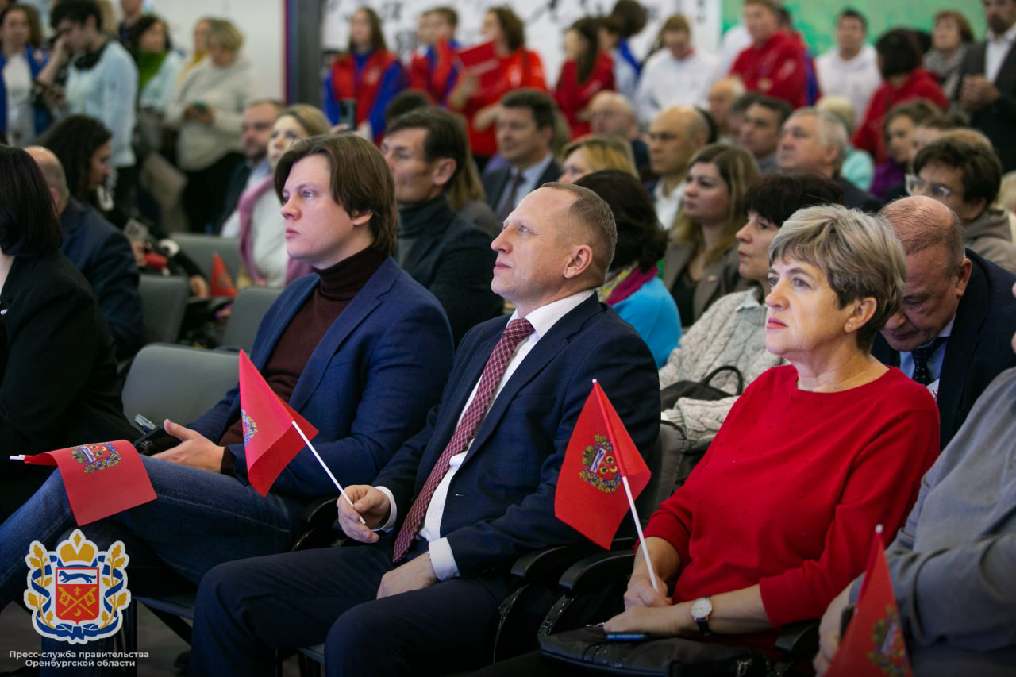 Губернатор Денис Паслер представил   Оренбуржье  на международной выставке-форуме «Россия» 