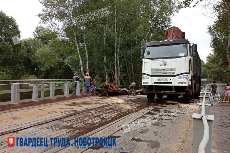 Уровень Урала в районе Новотроицка перевалил за три метра