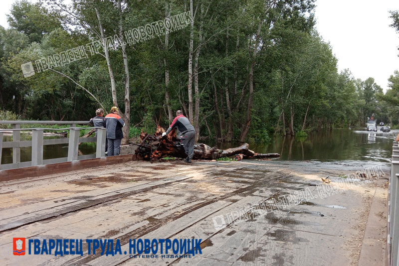 Уровень Урала в районе Новотроицка перевалил за три метра