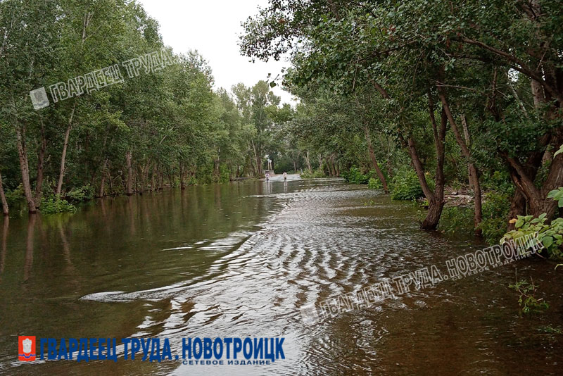 Уровень Урала в районе Новотроицка перевалил за три метра