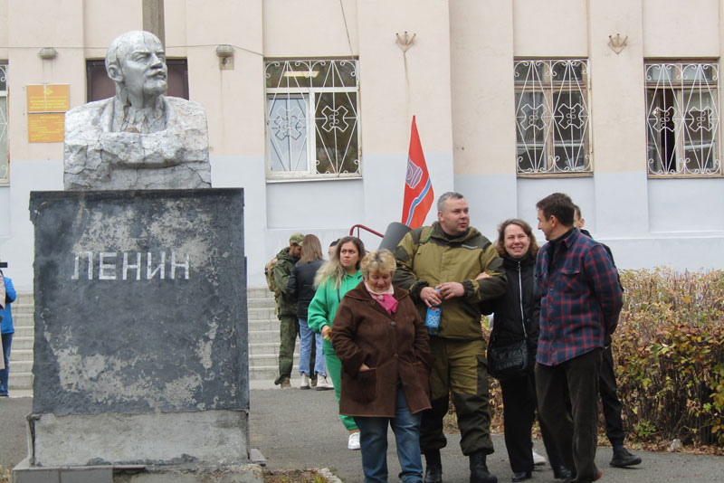 «Выстоять и вернуться!». Еще двое новотройчан призваны в Российскую армию в рамках частичной мобилизации