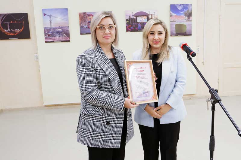 В Новотроицке представили фотопроект о современном облике города и его исторической уникальности (0+)