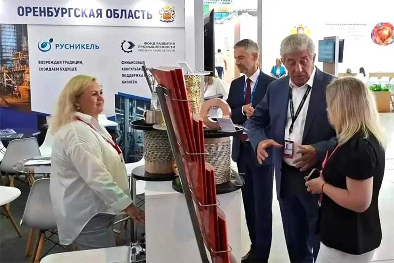 Представители АО «Уральская Сталь» в составе оренбургской делегации участвуют в  международной промышленной выставке  «Иннопром‑2026» в Екатеринбурге